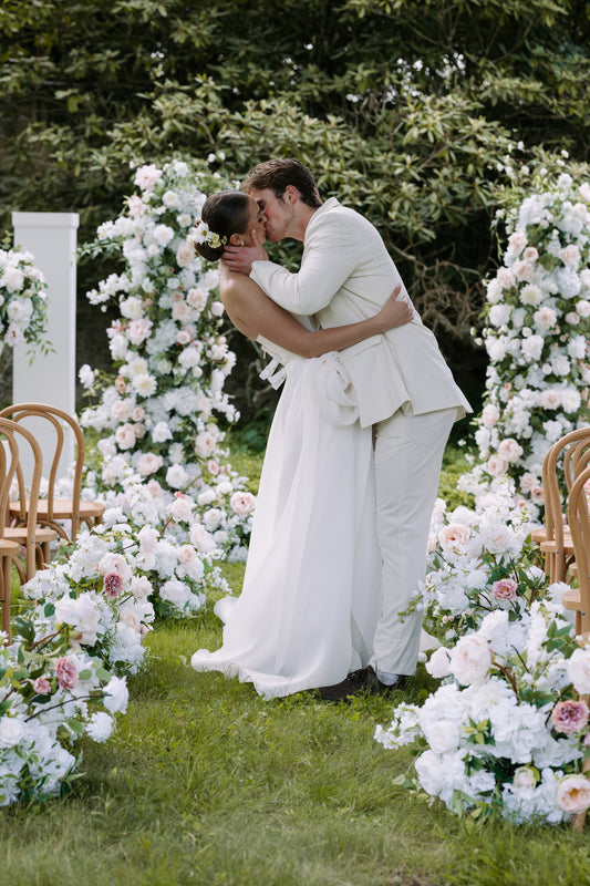 Bellevue Floral Pillars